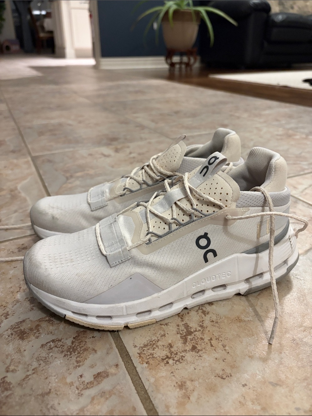 On Running Women's Neutral White Cream Cloudtec Sneakers